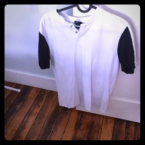H&M short sleeved collarless shirt